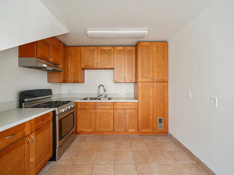 4969 Romaine St #1 — Photo 5