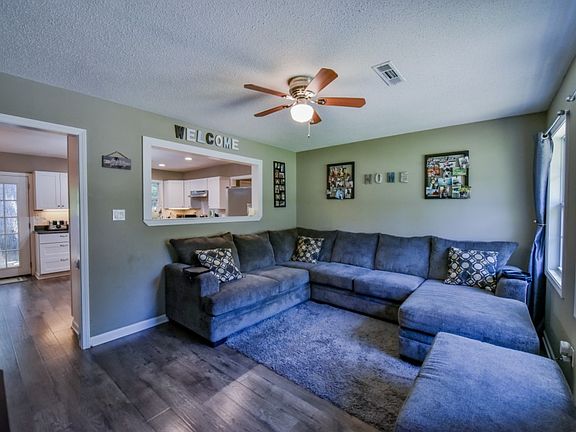 3rd image of 4732 45th St E