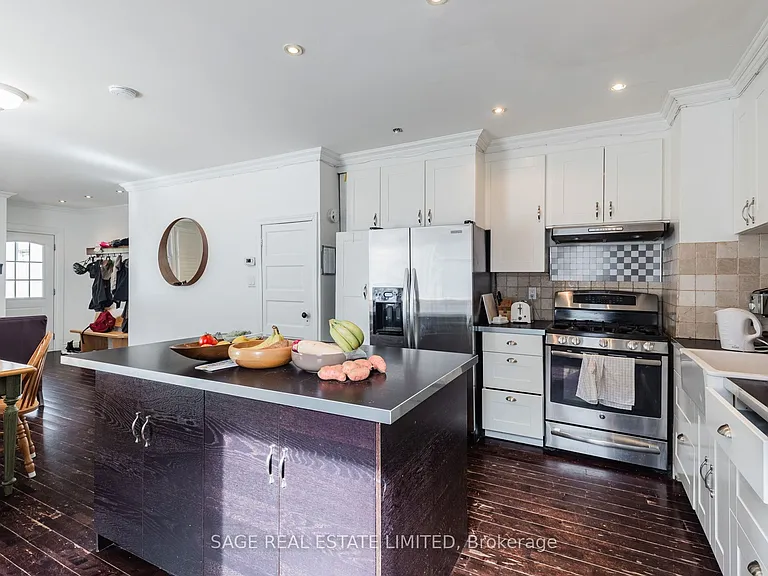 433 Woodfield Rd — Photo 8