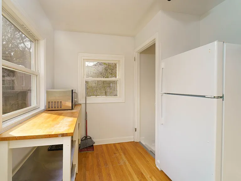 4400 Garrett Park Rd — Photo 7