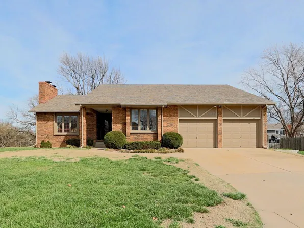 10318 W Alamo Ct, Wichita, KS 67212