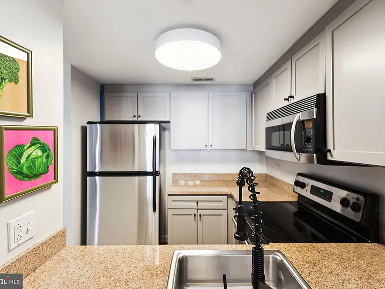 1150 K St NW #706 — Photo 9