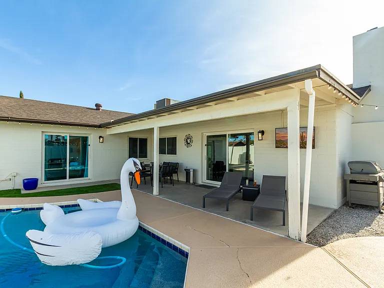 5202 E Karen Dr — Photo 28