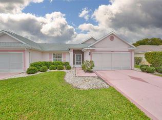 2008 Gardenia Landings Ln, Sun City Center, FL 33573