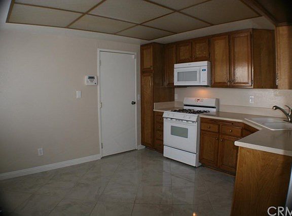 4th image of 12168 Mount Vernon Ave Unit 5