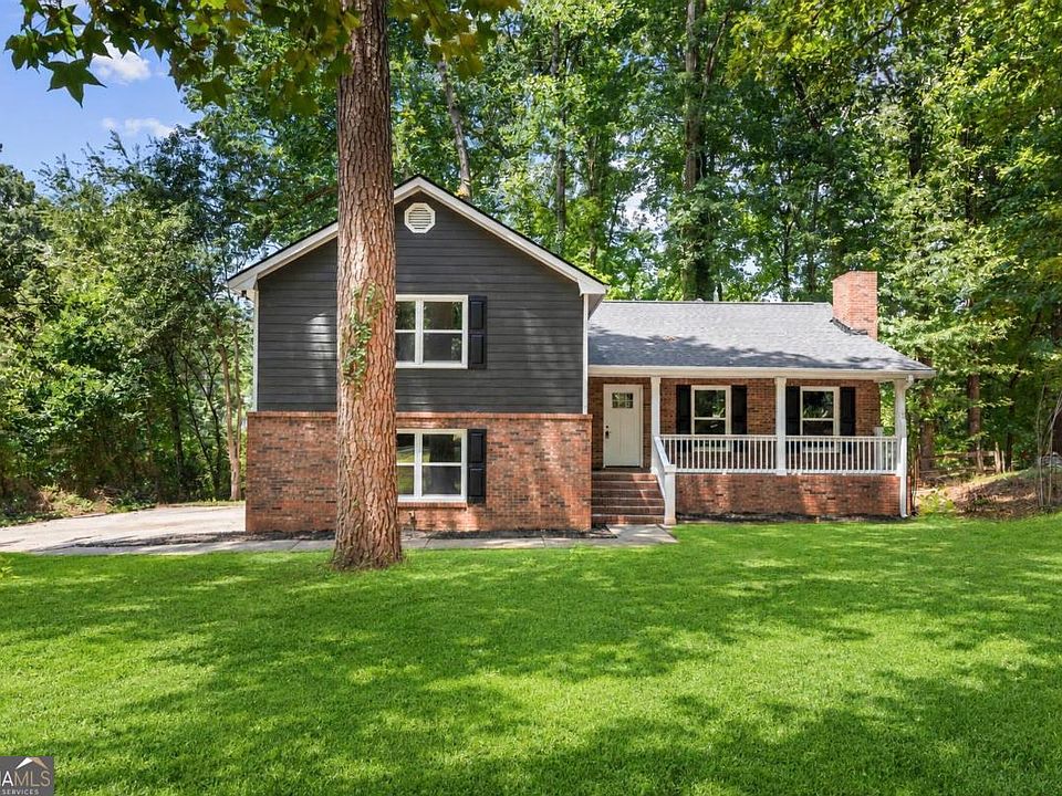 1st image of 4891 Lake Forest Dr SE
