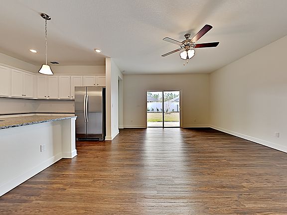 5th image of 1190 Tara Ln