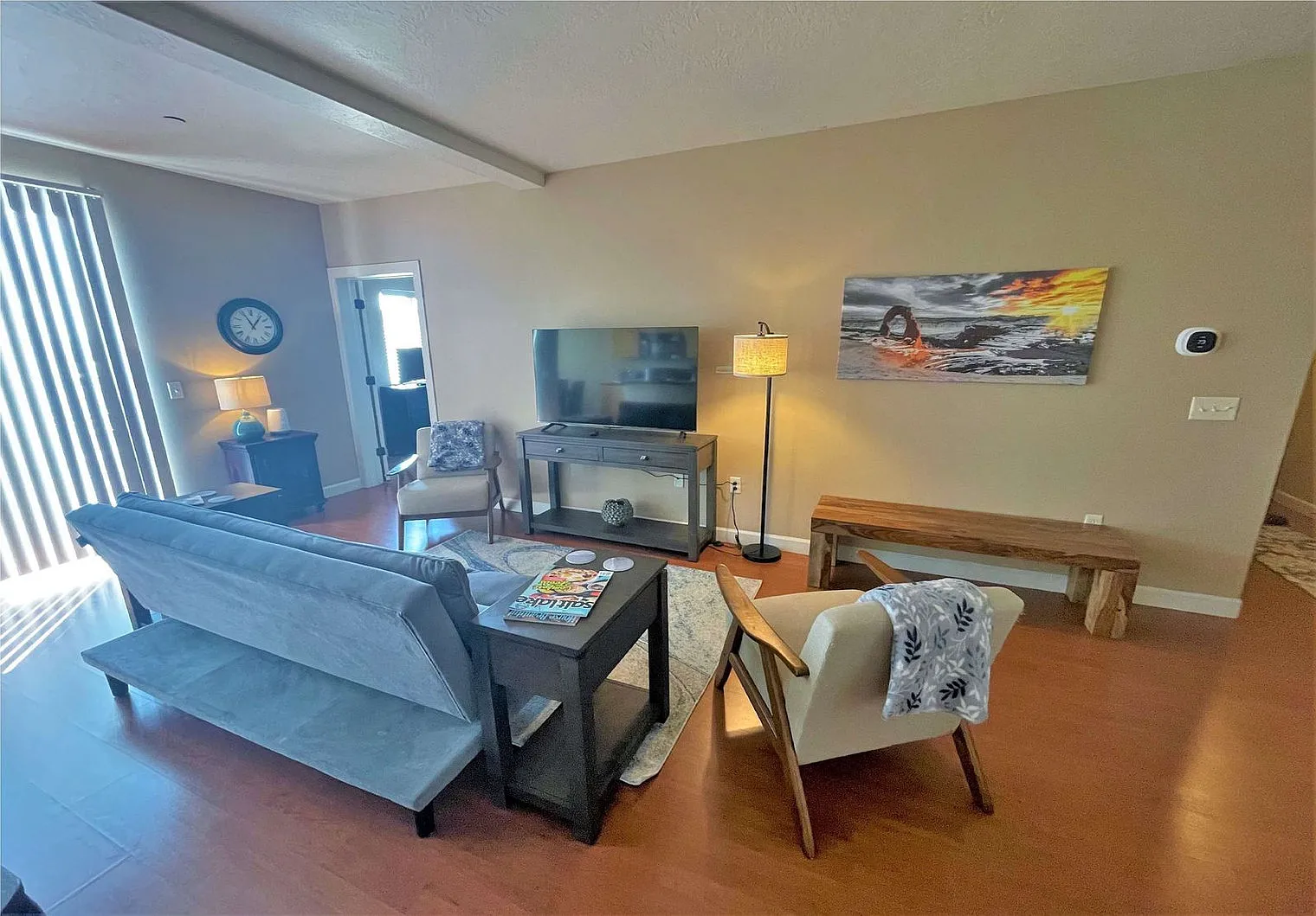 3 bed, 2.0 bath, 1399 sqft, $5,814 — Photo 1