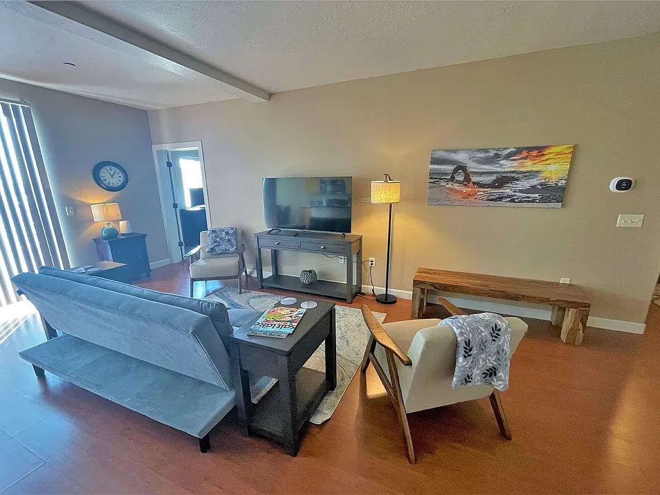 606 W South Temple St #4-ID1389255P