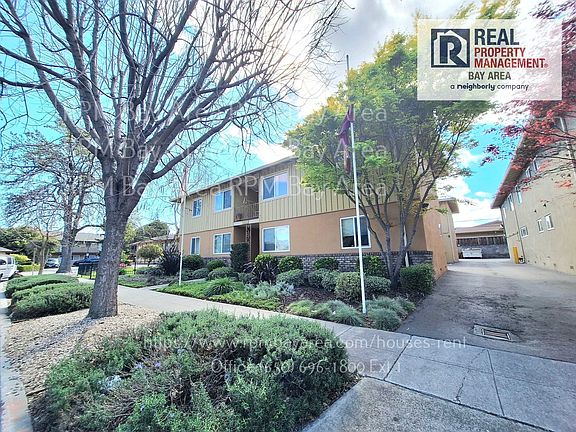 2nd image of 2030 Clarmar Way #8