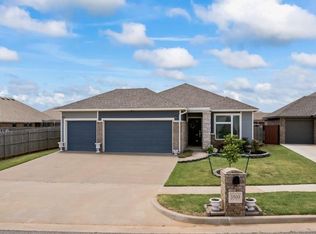 3509 Upland Ridge Dr, Yukon, OK 73099