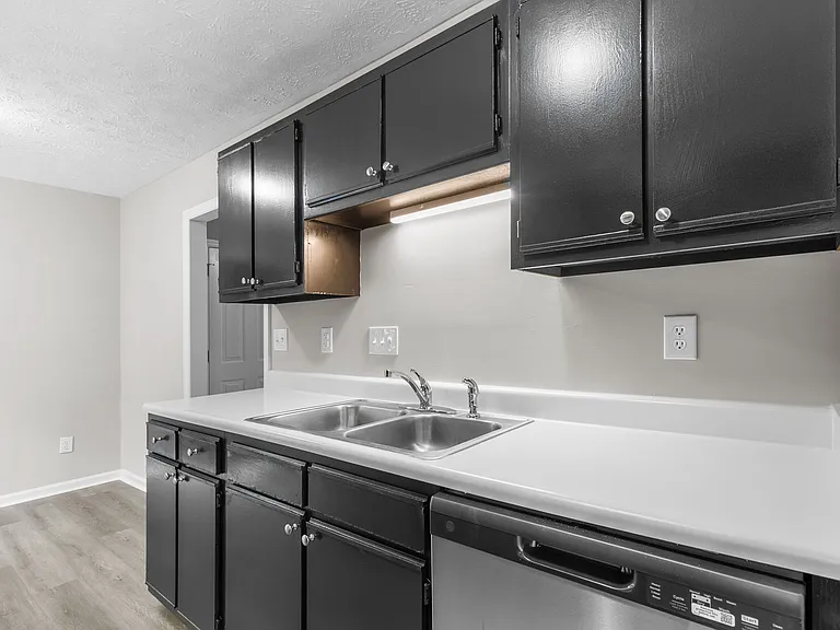 6853 Bailey Lake Rd — Photo 10