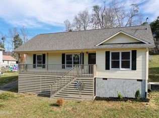 191 Sandy Hill Rd, La Follette, TN 37766