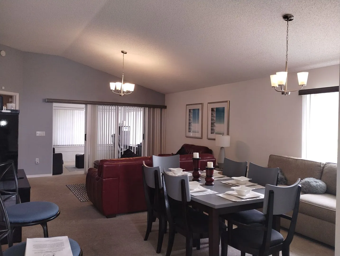 Beautiful 3-bedroom, 2-bath rental home — Photo 4