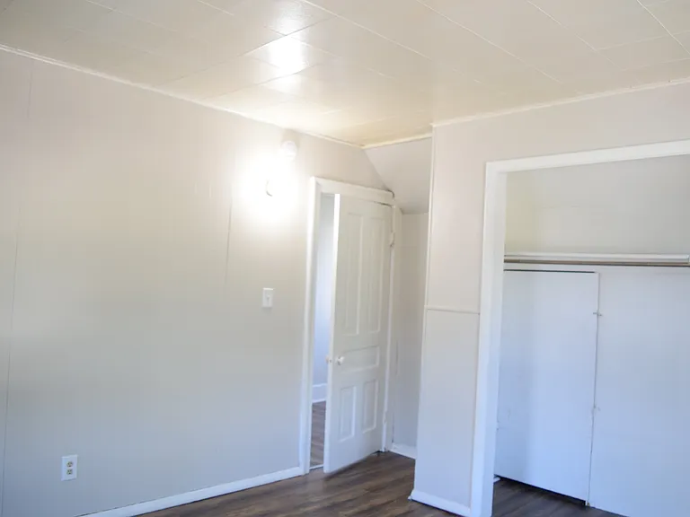 856 Lafayette Ave NE #2 — Photo 14