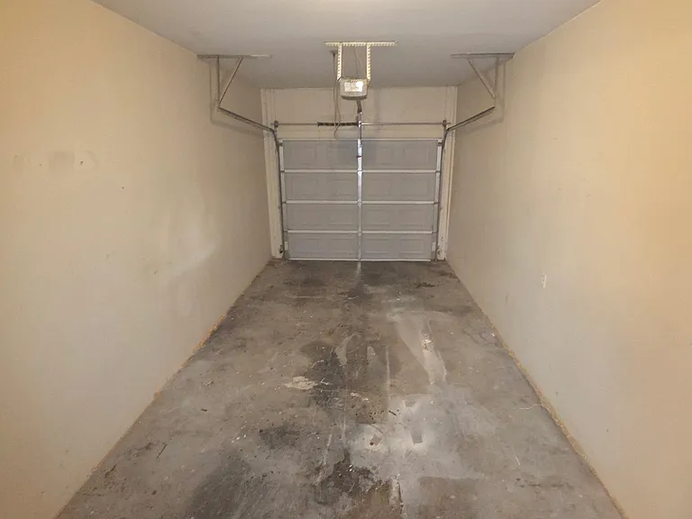 108 Robroy Ln — Photo 5