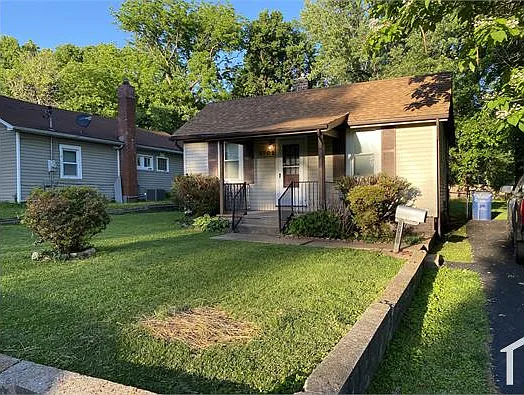 3702 Calvert Ave — Photo 3