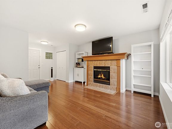 5th image of 15509 38th Drive SE