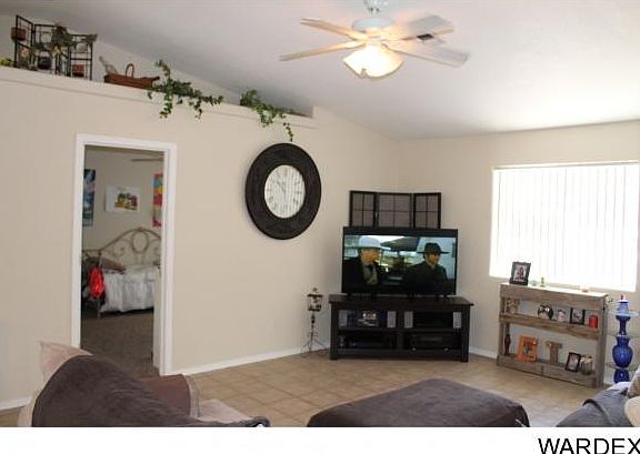 2nd image of 961 Pueblo Dr