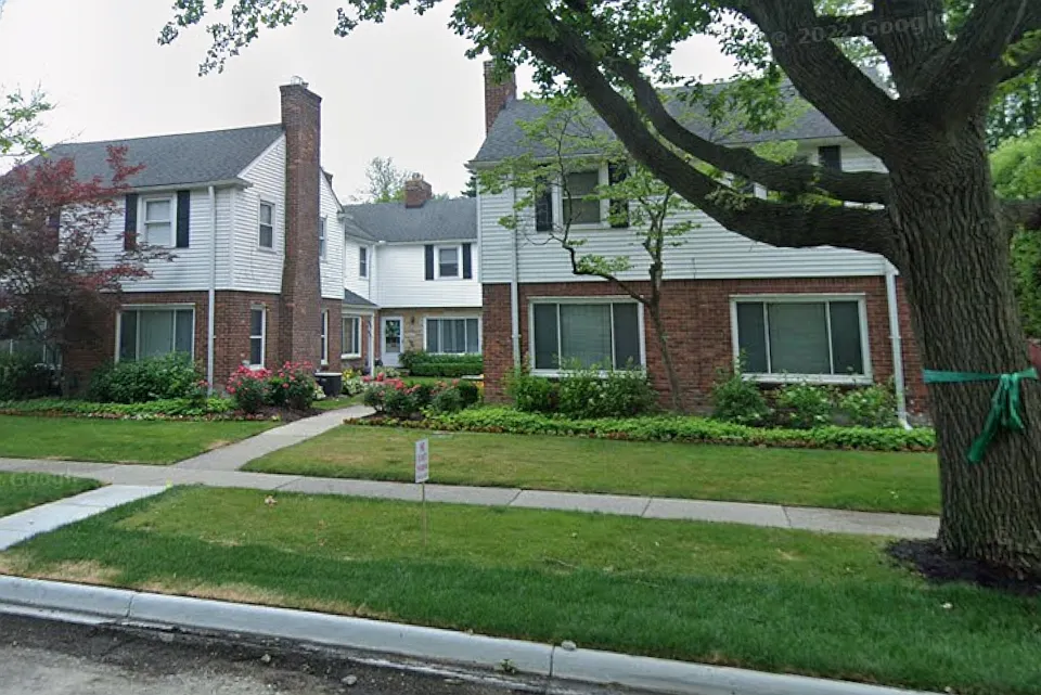 343 Rivard Blvd #1