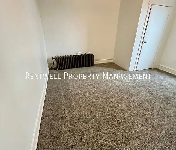 3202 Joe Hammer Sq #5 — Photo 3