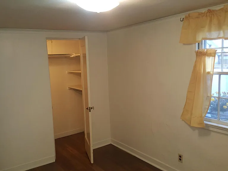 Walk-in closet