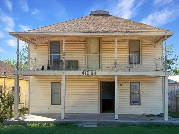 411 N 6th St, Sayre, OK 73662