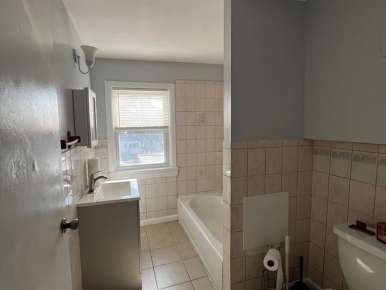 7233 Rising Sun Ave #D — Photo 5