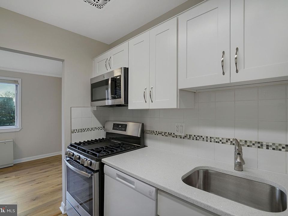 1st image of 3515 Washington Blvd APT 207