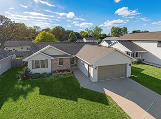 2749 Hamilton St, Oshkosh, WI 54901