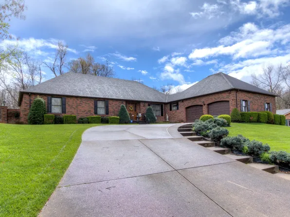8 Brighton Way, Huntington, WV 25705