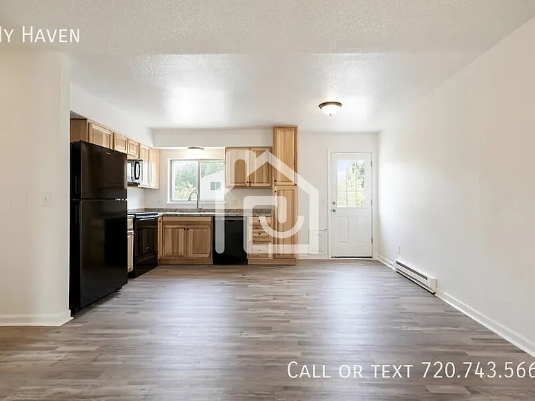 17898 E Mexico Dr — Photo 3