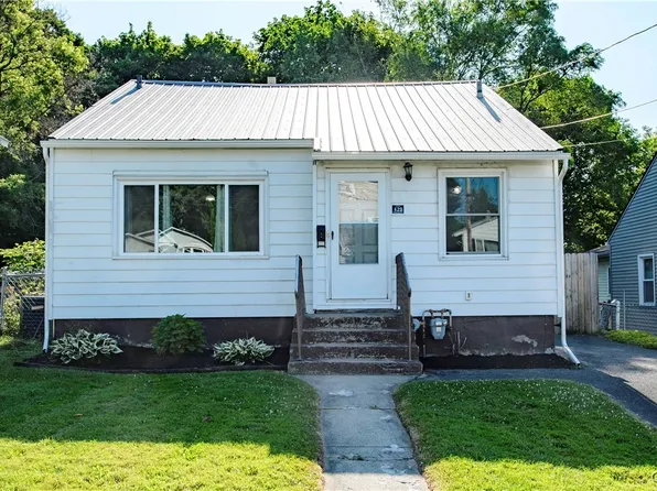 429 Ridgewood Dr, Syracuse, NY 13206