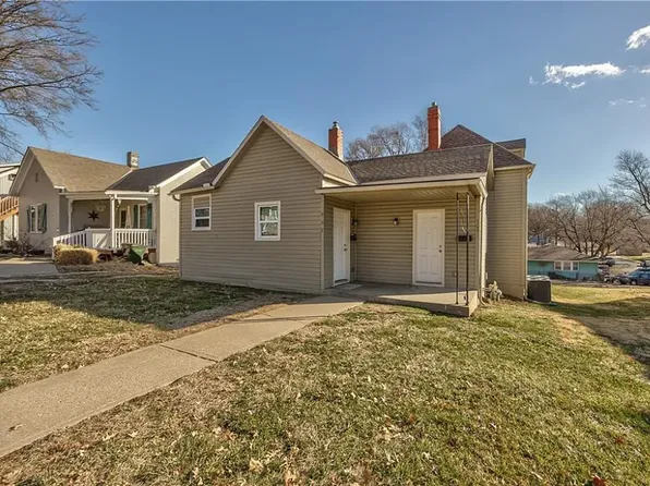 (undisclosed Address), Leavenworth, KS 66048