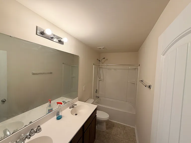 Upstairs Common Bath Room
