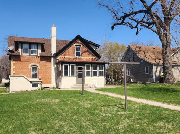 915 Center St, New Ulm, MN 56073