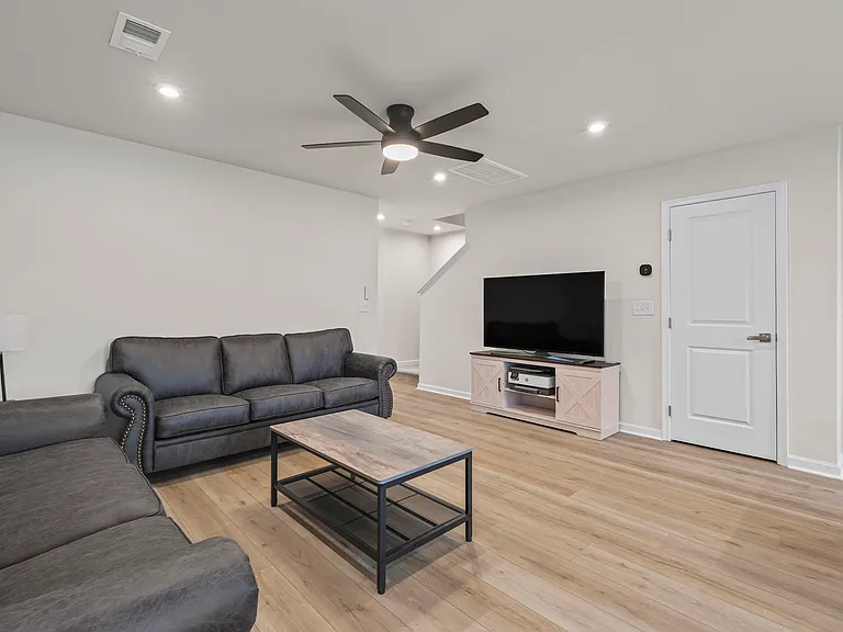 338 Myrtle Meadows Dr — Photo 14