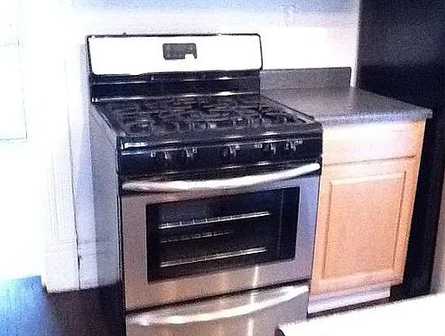 W Tompkins St 106-108 NPR — Photo 3