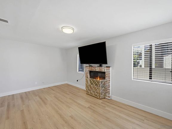 3rd image of 1508 Concord Way Unit D
