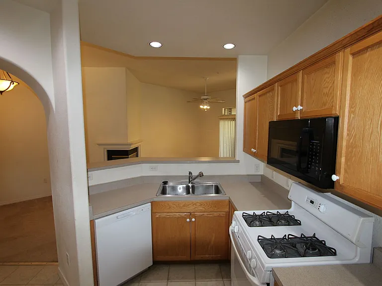 1401 N 4th St #2 — Photo 2