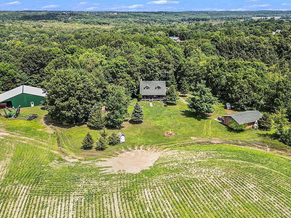 4270 E Riverside Dr, Lyons, MI 48851 Zillow