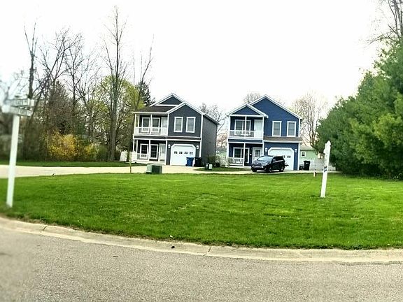 2nd image of 220 Maple Gate Dr