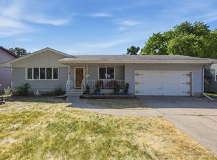 1119 9th St N, Moorhead, MN 56560