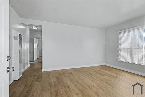1st image of 10310 S Broadway APT 4