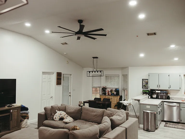 103 S Lake Forest Ct — Photo 11