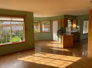 1216 Gossman Ln, Wenatchee, WA 98801