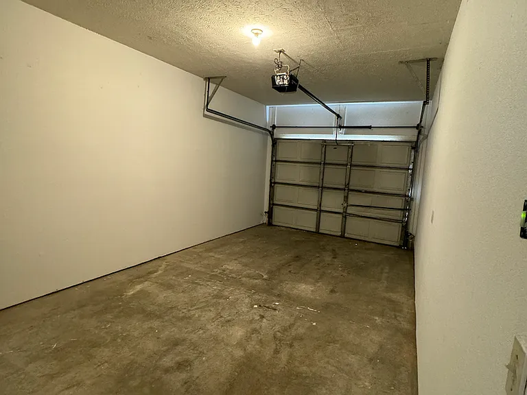 126 W Terrace Ct — Photo 13