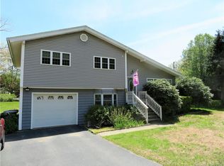 63 Society Rd, Niantic, CT 06357