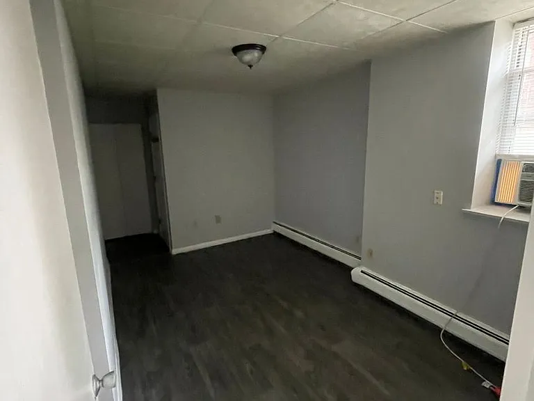 1001 Parkside Pl — Photo 7