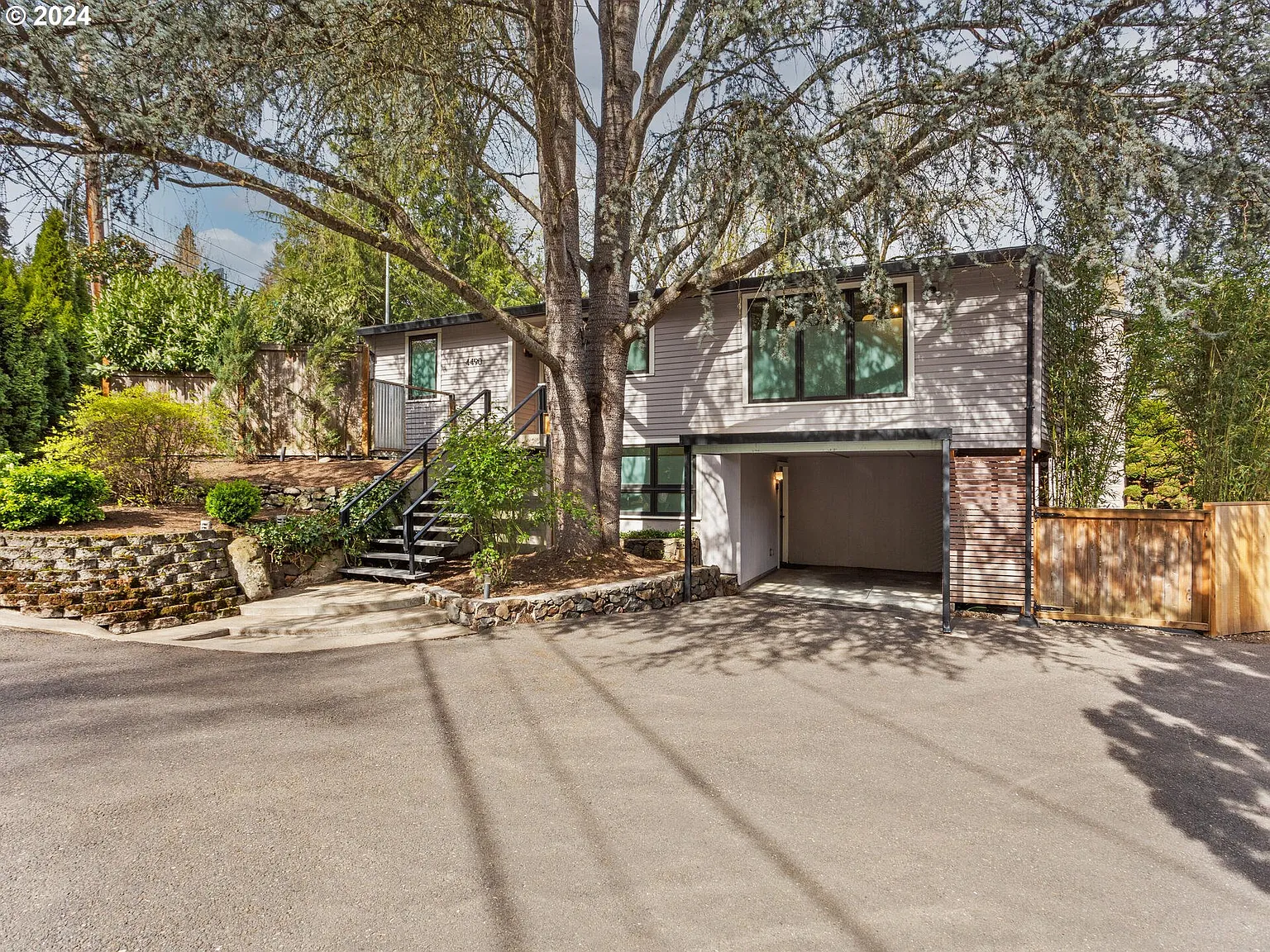 4490 Lakeview Blvd photo 1